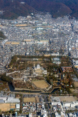 姫路城を南から空撮