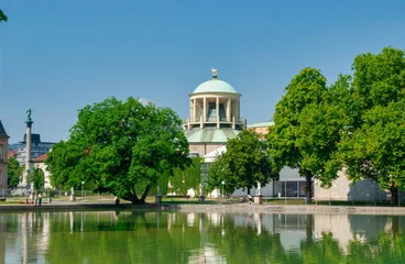 Die Kunst Gebäude am Schlossplatz in Stuttgart , Deutschland © hifografik