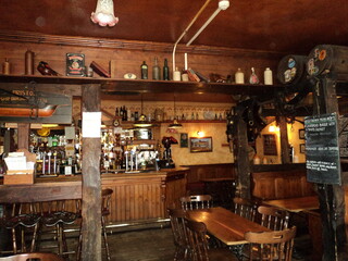 Fototapeta na wymiar old pub