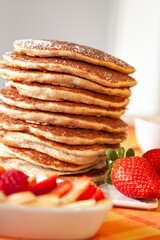 pancakes with strawberries