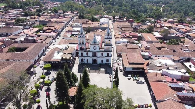 Imágenes de Mazamitla descubre bancos de fotos, ilustraciones