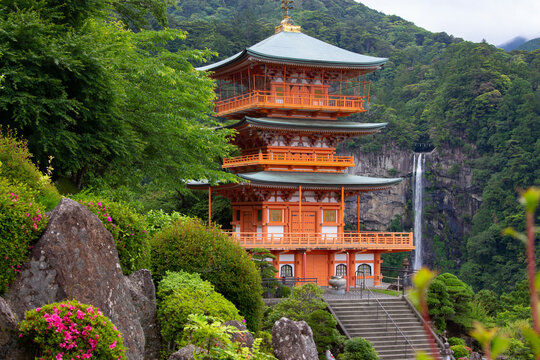 Japan_Bilderbuch_Tempel Kumano Nachi Taisha