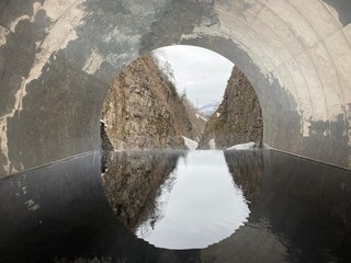 bridge over the river thames