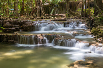 Fototapeta na wymiar Landscape Huai Mae Kamin waterfall Srinakarin at Kanchanaburi, Thailand.