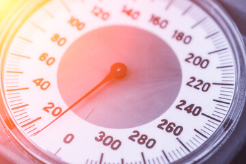 Analogue measuring instrument with pointer arrow and measuring scale, close up