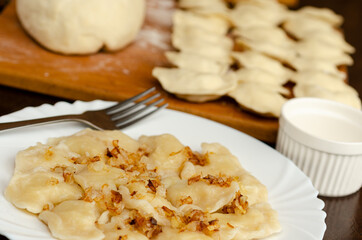Dumplings with potatoes and fried onions, memories of my parents' house