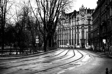 Emptiness on Dunajewskiego Street in Cracow.  © EvoraArt
