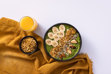 Combo saudável com suco e creme de frutas