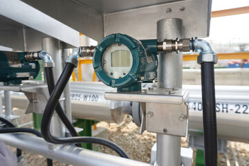 Temperature transmitter during for measuring in steam
 system in gas pipeline.