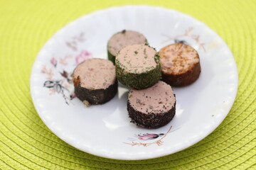Tabla de patés de diferentes sabores