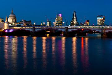 Fototapeta na wymiar London skyline