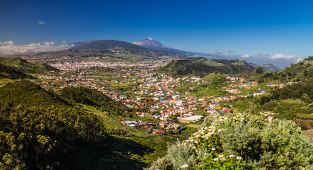Fototapeta na wymiar View of San Cristobal de La Laguna and Pico del Teide on Tenerife Canary Islands