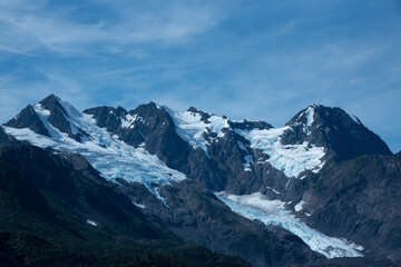 Fototapeta na wymiar Glacier mountain with blue sky in the background