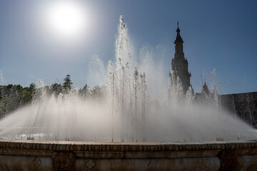 Fuente con chorros de agua muy grandes