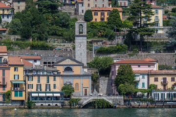 Eglise sur le Lac de Côme - Italie