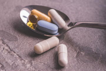 tabletki i pigułki spożywane w nadmiarze