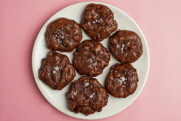 Chocolate cookies with sea salt