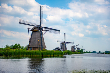 Traditional Dutch windmills at the UNESCO world heritage site Kinderdijk in South Netherlands - 422222951