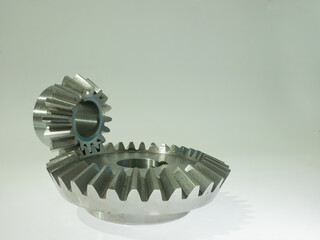 bevel gears: conic-shaped gear - 422230959