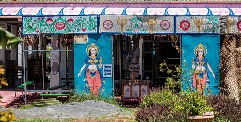 Obraz na płótnie Canvas Colorful Hindu Temple in Saint-Pierre Reunion Island