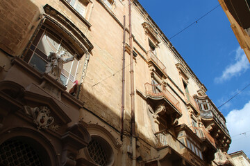 ancient residential buildings in valletta (malta) 