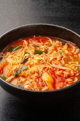 豚キムチラーメン