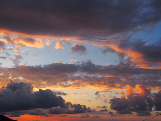Atardecer en las proximidades de Castro Urdiales, Espa&ntilde;a.
