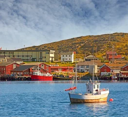 Fototapete Harbor in the village of Mehamn. Mehamn is a the administrative centre of Gamvik Municipality in Finnmark county, Norway. © Pecold