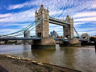 Fototapeta na wymiar A view of Tower Bridge in London