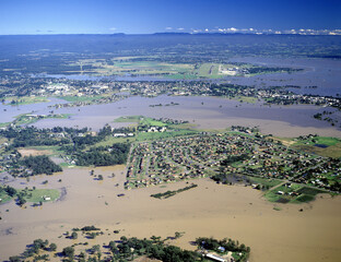 .flood waters from the Hawkesbury river surround the town of Windsor , Sydney Australia in 1986..