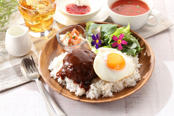 ハワイアン　ロコモコ　スープ　デザート　ドリンク　セット