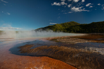 USA, Wyoming. Grand Prismatic Springs, Upper Geyser Basin, Yellowstone National Park.