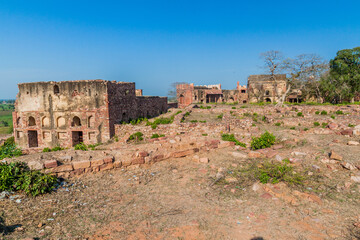 Fototapeta na wymiar Ruins in the ancient city Fatehpur Sikri, Uttar Pradesh state, India