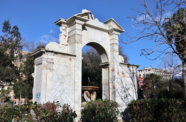 Fototapeta na wymiar Napoli - Fontana di Santa Lucia nella villa comunale
