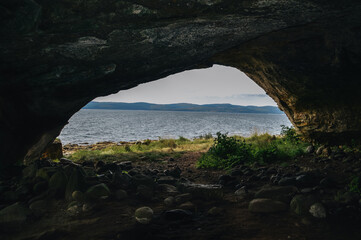Rocky Cave