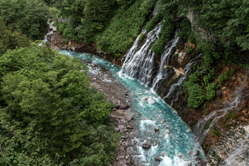 夏の白髭の滝  北海道美瑛町の観光イメージ