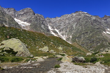 Fototapeta na wymiar Particolare del Monte Rosa ripreso dal Rifugio Zamboni.