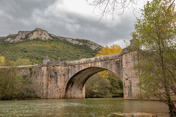 Fototapeta na wymiar Old stone bridge upon the Ebro river, in Burgos, Spain