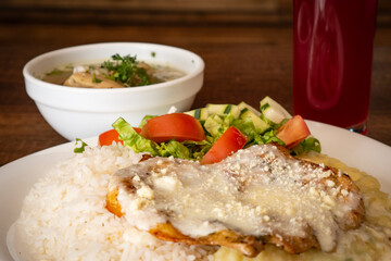 Almuerzo