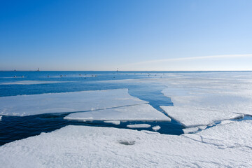 frozen lake in winter
Chicago, Illinois usa