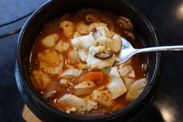 スンドゥブチゲ