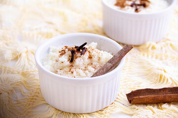 Rice pudding with Clove and cinnamon