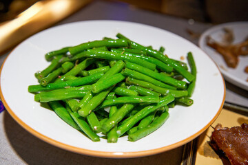 Home cooking in coastal areas of China, stir-fried beans with crab sauce