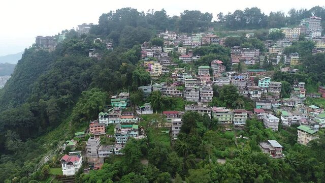 Ville de Gangtok dans le Sikkim en Inde vue du ciel