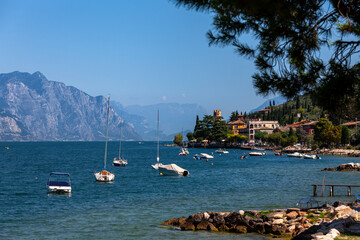 Fototapeta na wymiar Lake Garda resort town Northern Italy