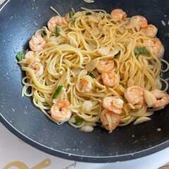 spaghetti with shrimp