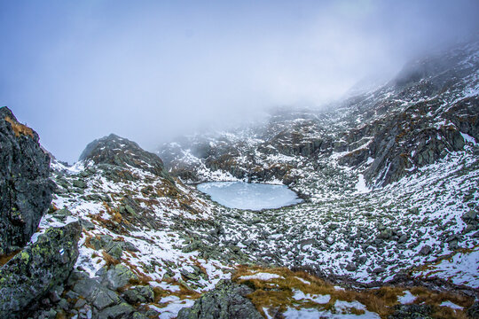 Zmarzły Staw, Tatry
