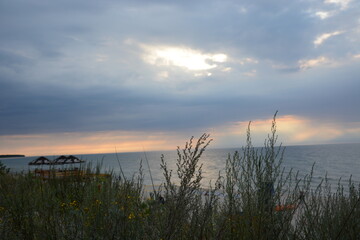 Morze Bałtyckie Polska zachód słońca plaża fale 