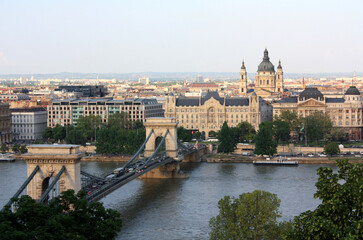 Fototapeta na wymiar Szechenyi chain bridge, Budapest, Hungary