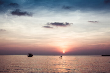 Obraz premium Surreal sunset on the Sea coast in Thailand.